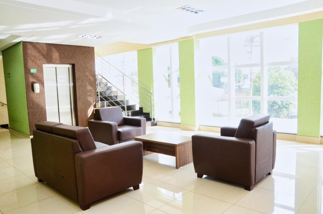 Trindade Plaza Hotel ภายนอก รูปภาพ