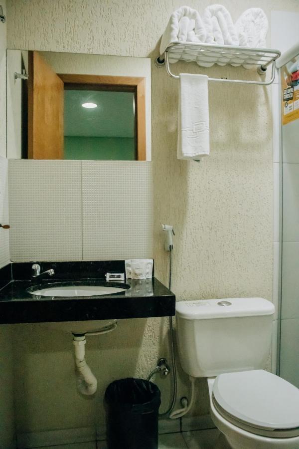 Trindade Plaza Hotel ภายนอก รูปภาพ