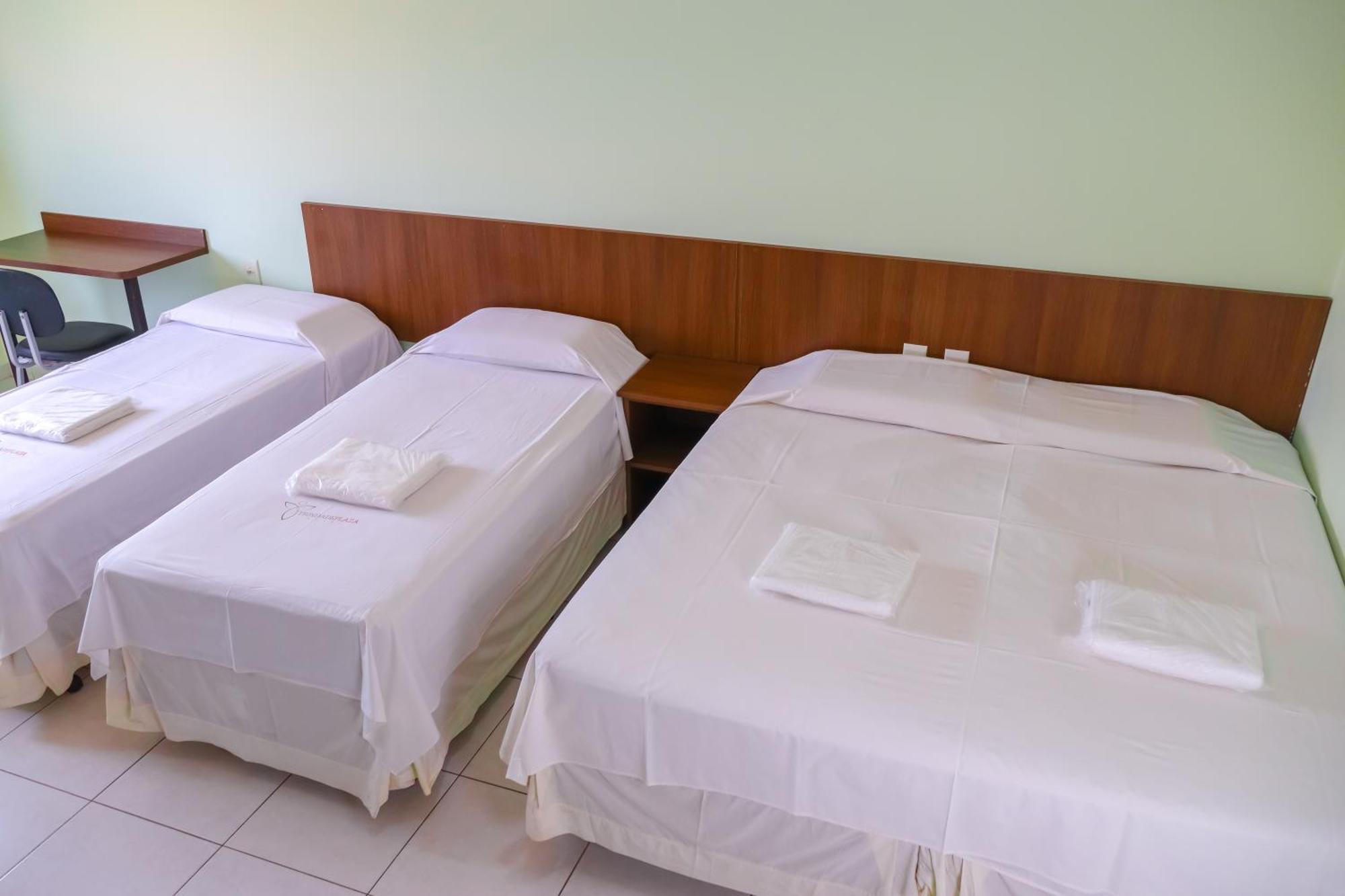 Trindade Plaza Hotel ภายนอก รูปภาพ