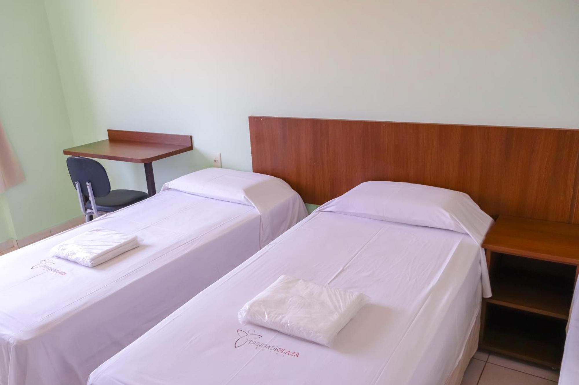 Trindade Plaza Hotel ภายนอก รูปภาพ